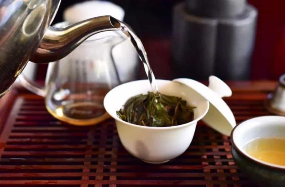 白茶适合夏天喝还是冬天喝