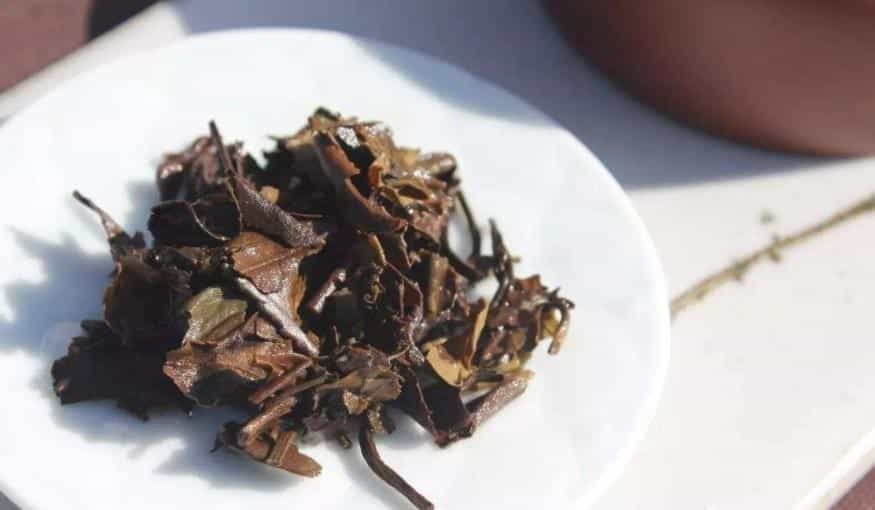 如何挑选白茶饼