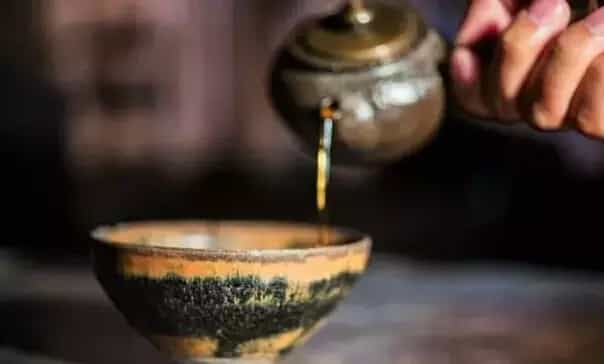第一次用紫砂壶怎么养才好