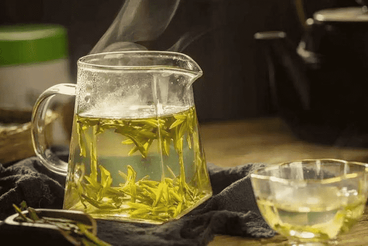 女性为什么要少喝绿茶
