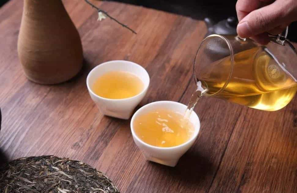 云南普洱茶泡茶水温