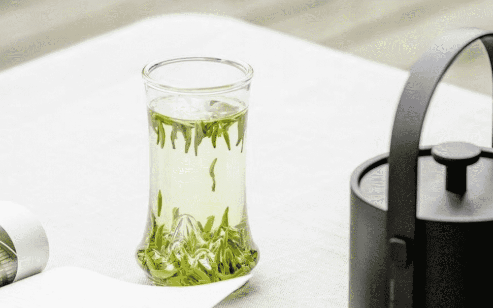 竹叶青茶用多少度的水泡合适