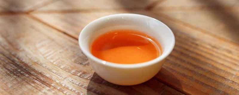 红茶用多少度的水泡