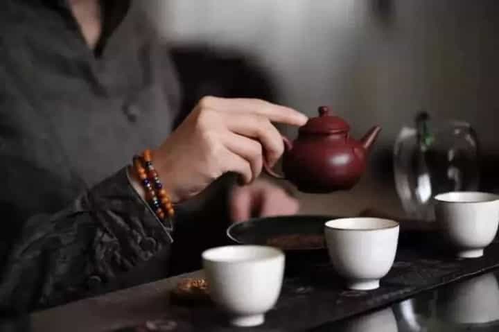 酒逢知己醉，茶遇知音香