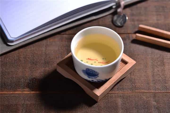 茶席，是用心的“布”，而不是刻意的“摆”