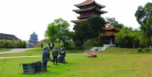 景德镇为什么被称为世界瓷都？