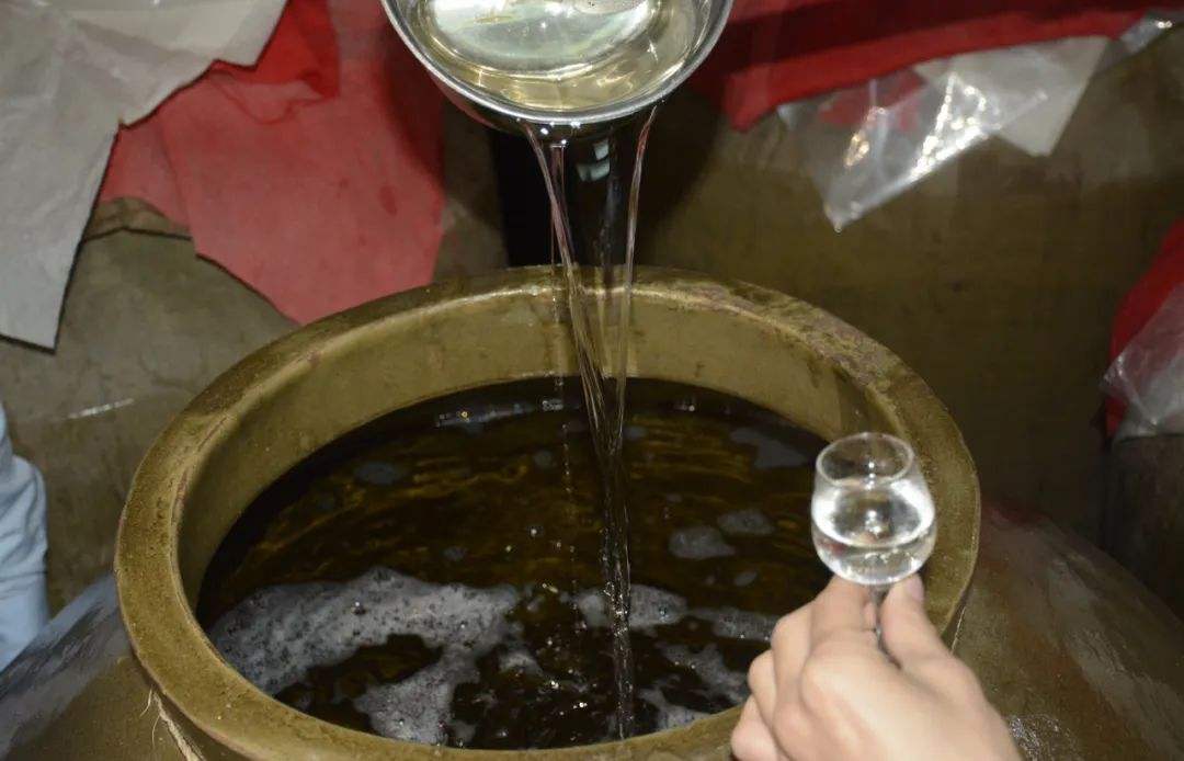什么样的白酒才适合长期储存？没想到居然还有这些讲究！不懂的人吃大亏了！！！
