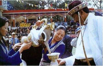 藏族酒俗