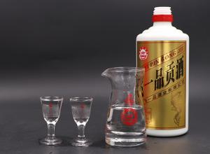 这就是为什么明明酒对身体有害但人们依然深爱白酒 这就是为什么明明酒对身体有害但人们依然深爱白酒