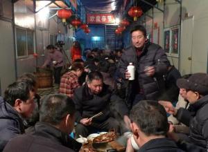 30年来每天雷打不动2两酒,拆穿白酒3大“谎言 30年来每天雷打不动2两酒,拆穿白酒3大“谎言