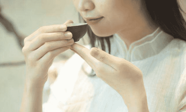 怎么识别茶叶里放了香精