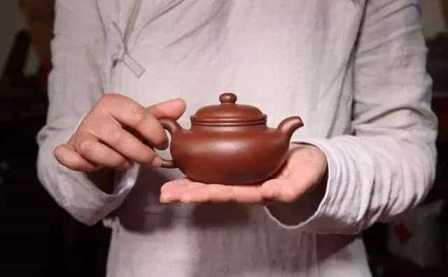 第一次用紫砂壶怎么养才好