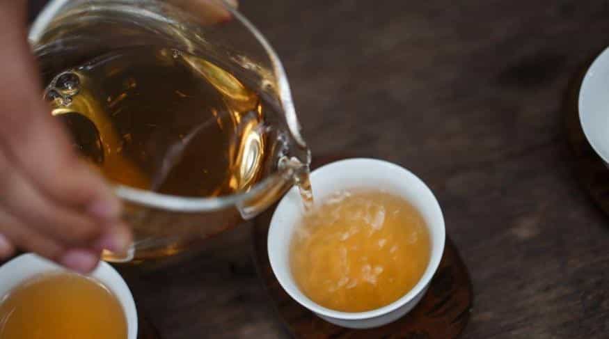 如何挑选白茶饼