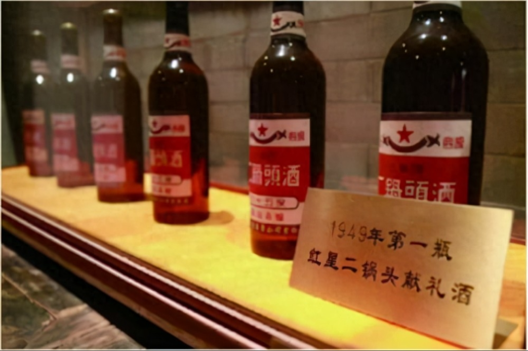 牛栏山、永丰、红星谁才是正宗二锅头？原来二锅头也有鄙视链，你知道吗？