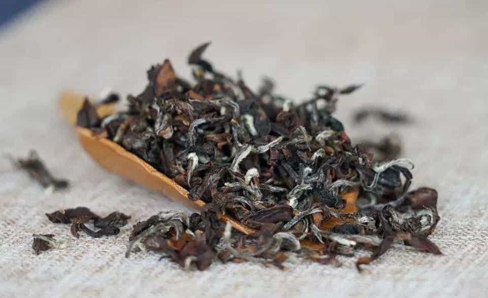 如何分辨乌龙茶的好坏