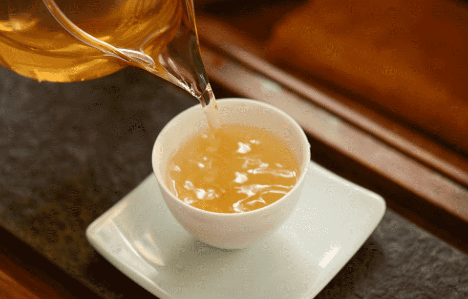 白瓷盖碗适合泡什么茶，有什么优点