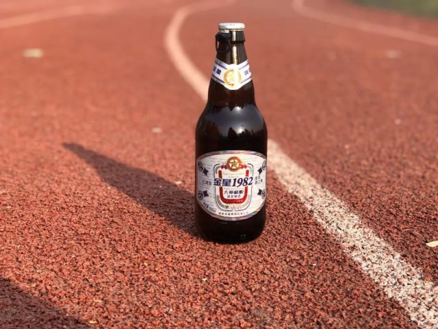 补肾的养生酒有哪些，50岁的男人拿什么泡酒喝补身体