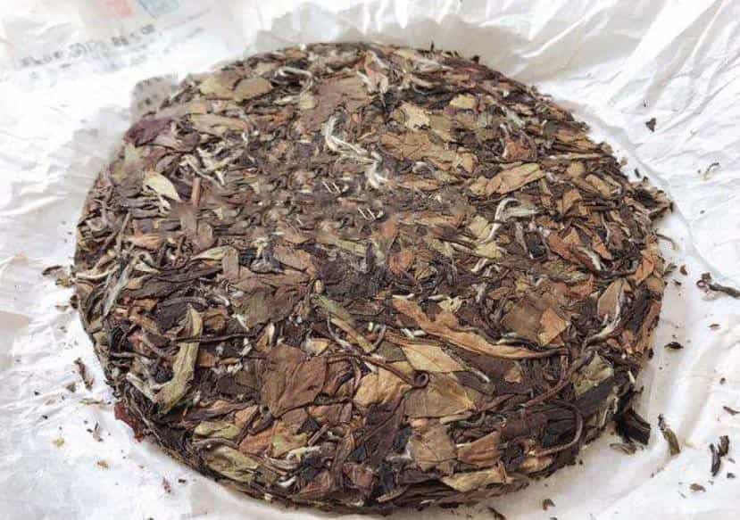 老白茶存放散茶好还是饼好