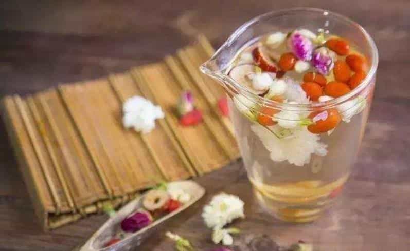 菊花山楂大枣金银花茶的功效