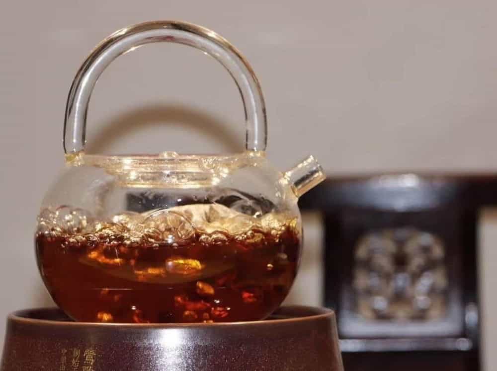 白茶适合夏天喝还是冬天喝