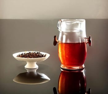 红茶绿茶：两种不同的饮品文化