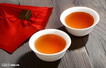 中国红茶之乡：品味浓郁的茶香之旅